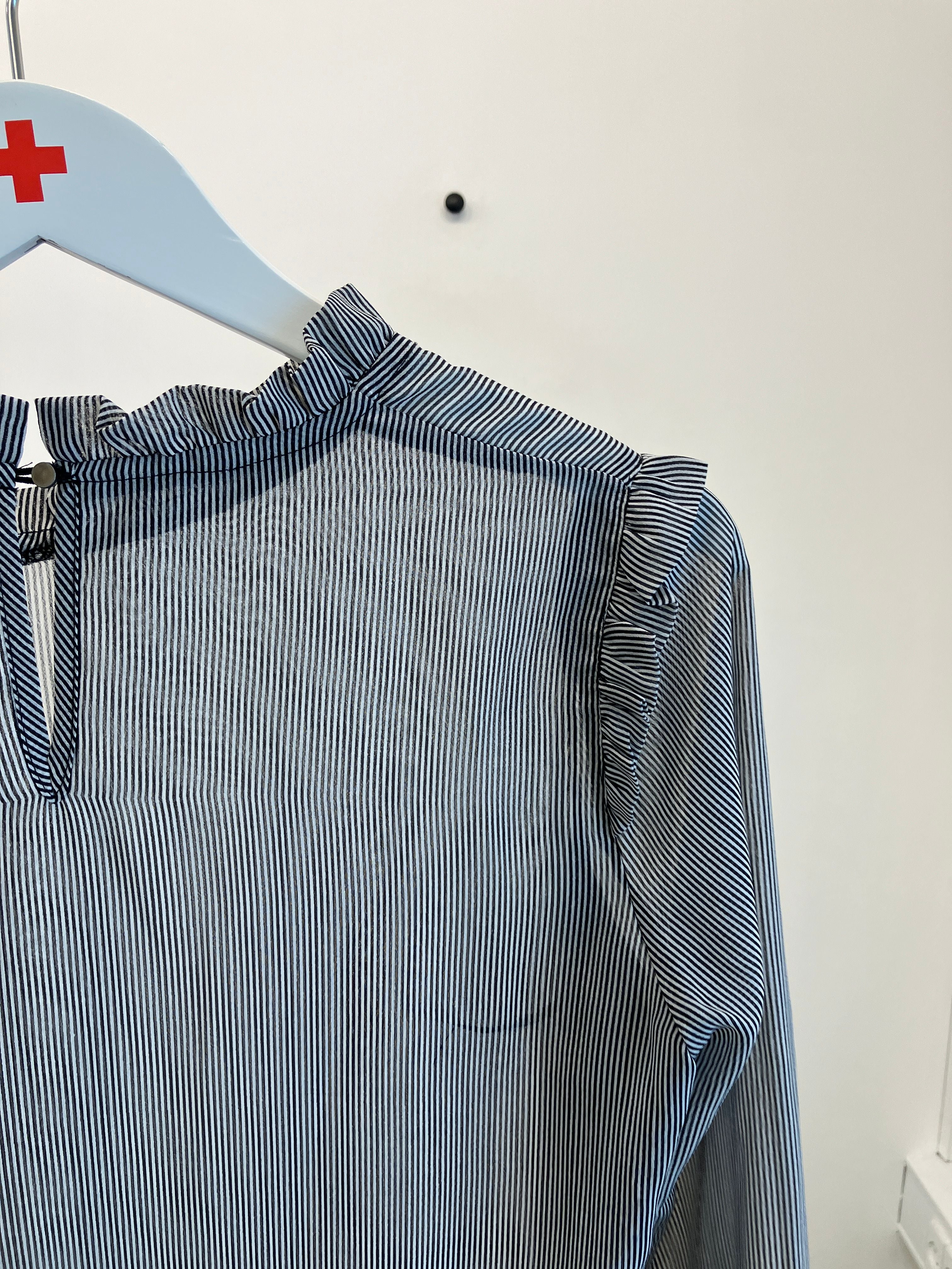 Neo Noir Bluse
